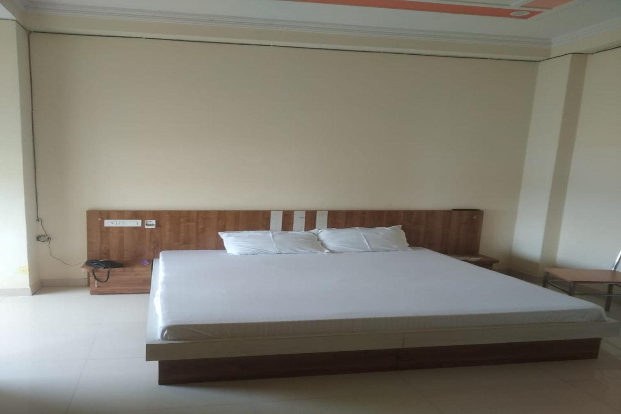 Hotel O Athitya Resort Sikar Exterior foto